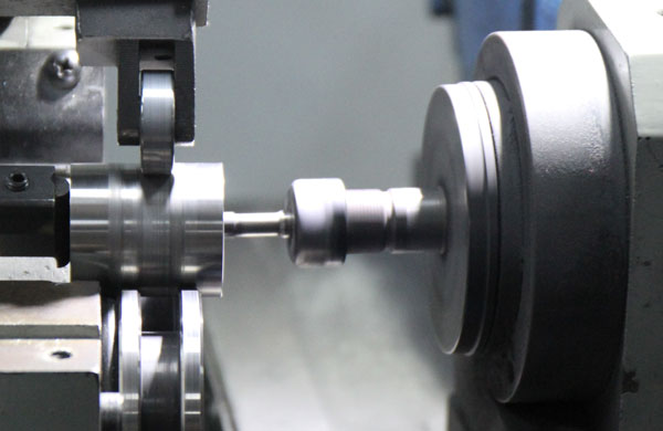 Manufacturing of Guide Components in Injection Molds
