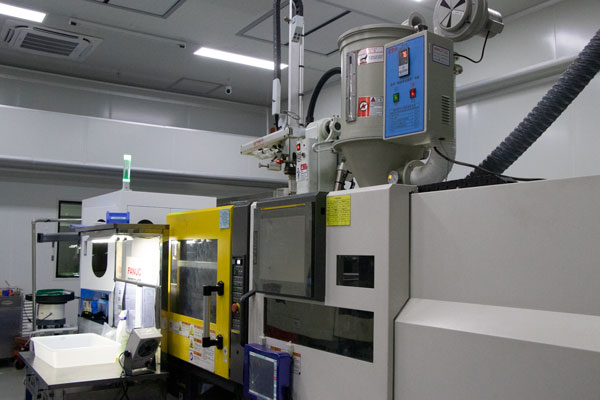 injection molding temperature control