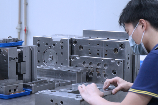 Mold manufacture