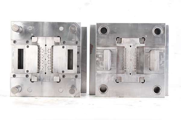 plastic mold
