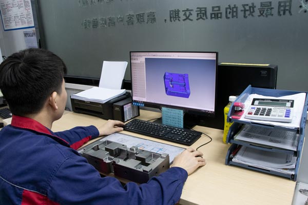 injection mold processing