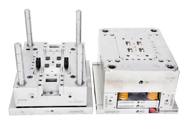 plastic injection mold