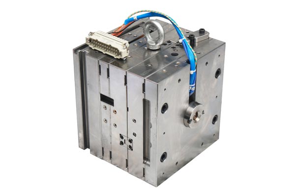 hot runner medical molds
